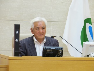 前田議長.JPG