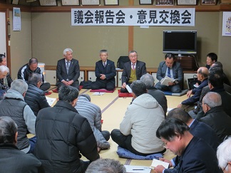 安田地区議会報告会.JPG