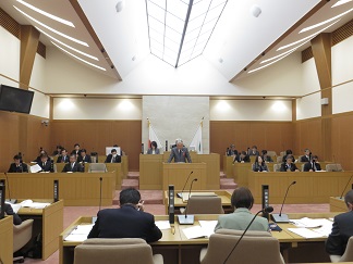 定例議会.JPG