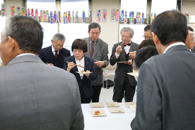 サーモン試食会.JPG