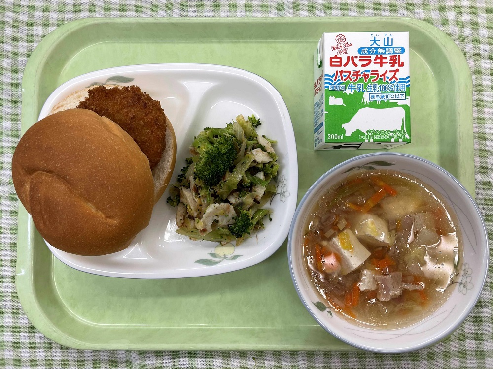 R5.12.20給食一食分.jpg