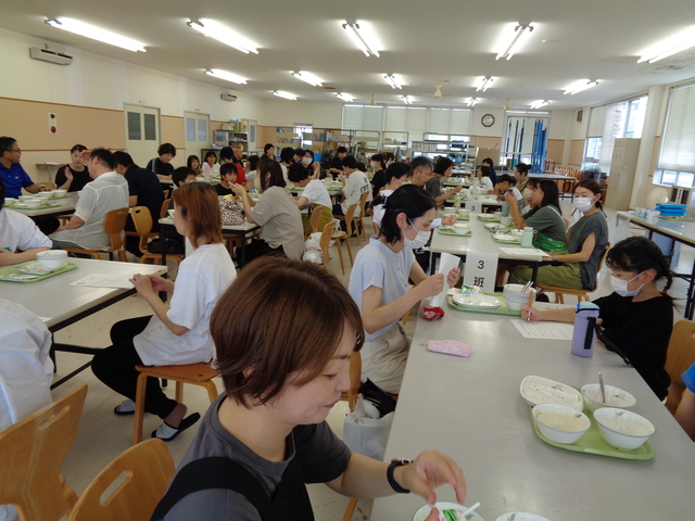 会食の様子