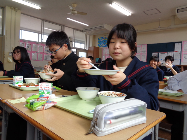 給食時間１