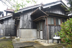 detached 琴浦町大字 逢束555-1

緯度: 35.504954 経度: 133.706465