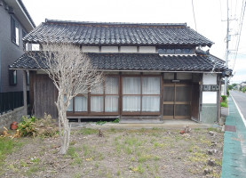 detached 琴浦町大字 丸尾1-2

緯度: 35.501518 経度: 133.690559