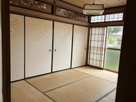 detached 琴浦町大字 箆津731

緯度: 35.515609 経度: 133.613514