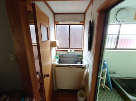 detached 琴浦町大字 丸尾1-2

緯度: 35.501518 経度: 133.690559