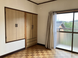 detached 琴浦町大字 箆津731

緯度: 35.515609 経度: 133.613514